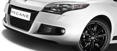 Renault Megane Coupe Monaco GP (2011) - picture 4 of 17