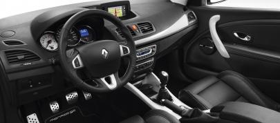 Renault Megane Coupe Monaco GP (2011) - picture 7 of 17