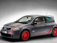 Renault Megane Renaultsport R26.R (2009) - picture 3 of 3