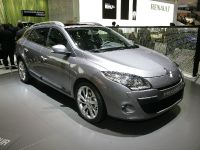 Renault Megane Sport Tourer Geneva (2009) - picture 1 of 4