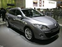 Renault Megane Sport Tourer Geneva (2009) - picture 2 of 4