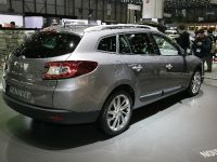 Renault Megane Sport Tourer Geneva (2009) - picture 3 of 4