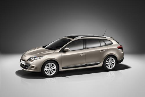 Renault Megane Sport Tourer (2009) - picture 1 of 4