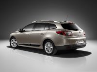 Renault Megane Sport Tourer (2009) - picture 2 of 4