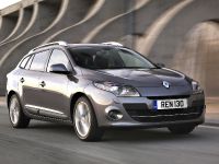 Renault Megane Sport Tourer (2009) - picture 3 of 4