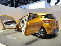 Renault R-Space Geneva (2011) - picture 2 of 5