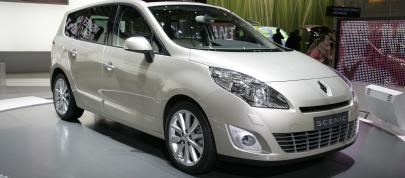 Renault Scenic Geneva (2009) - picture 7 of 15