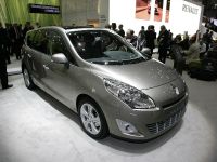 Renault Scenic Geneva (2009) - picture 2 of 15