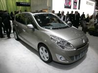 Renault Scenic Geneva (2009) - picture 3 of 15