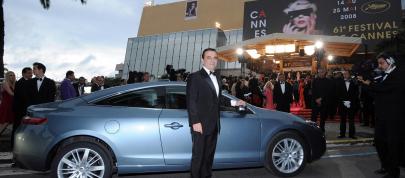 Renault Unveils Laguna Coupe (2008) - picture 4 of 4