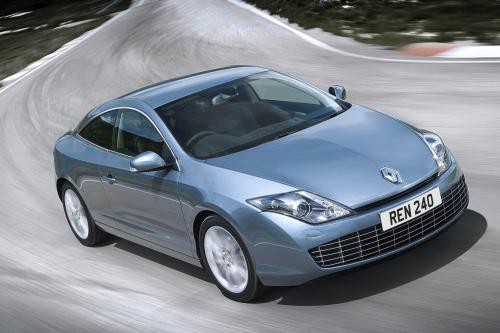 Renault Unveils Laguna Coupe (2008) - picture 1 of 4