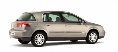 Renault Vel Satis (2005) - picture 7 of 14
