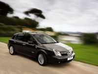 Renault Vel Satis (2005) - picture 6 of 14