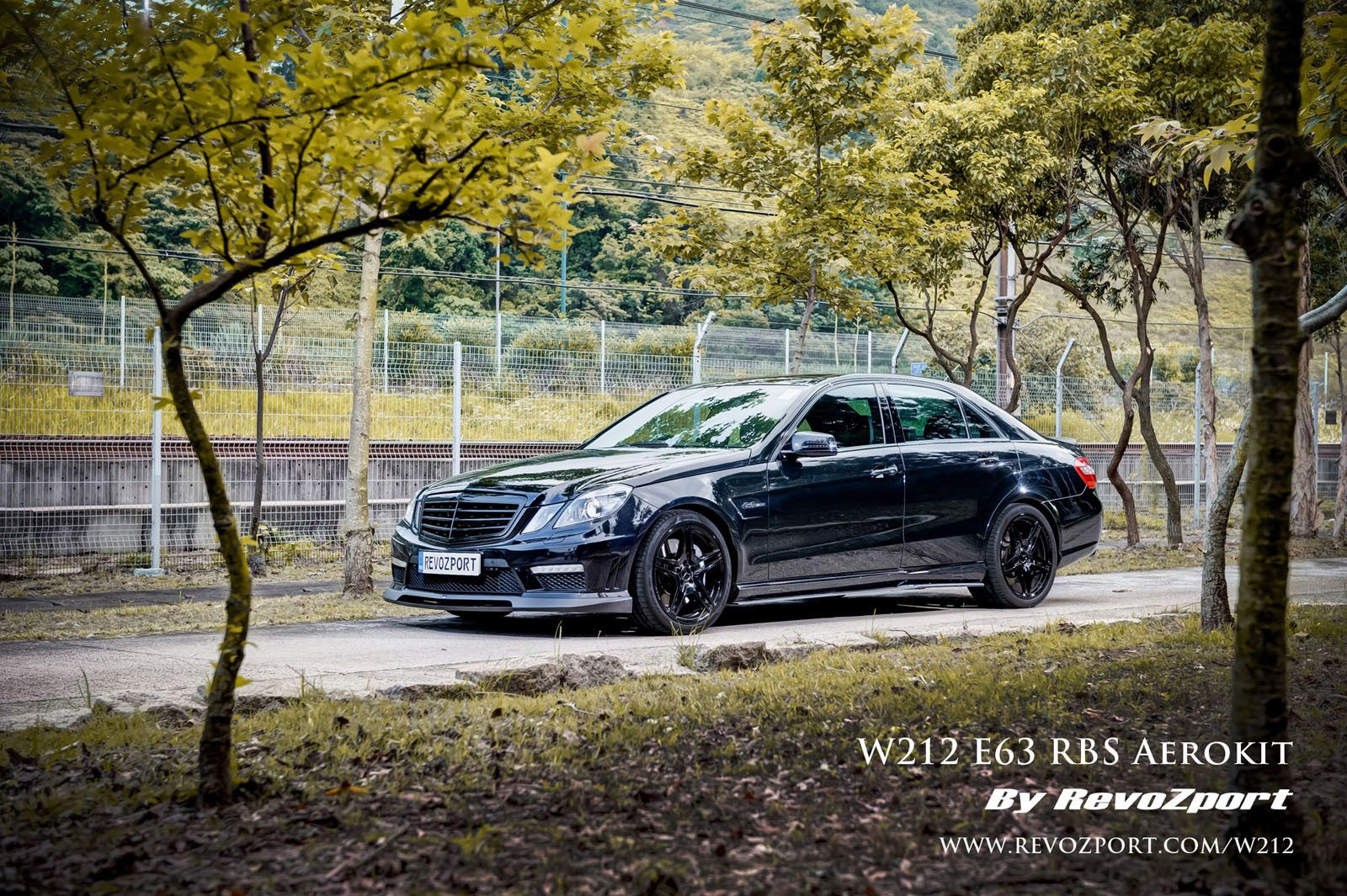 Revozport Mercedes-Benz E63 AMG