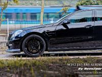 Revozport Mercedes-Benz E63 AMG (2013) - picture 14 of 18