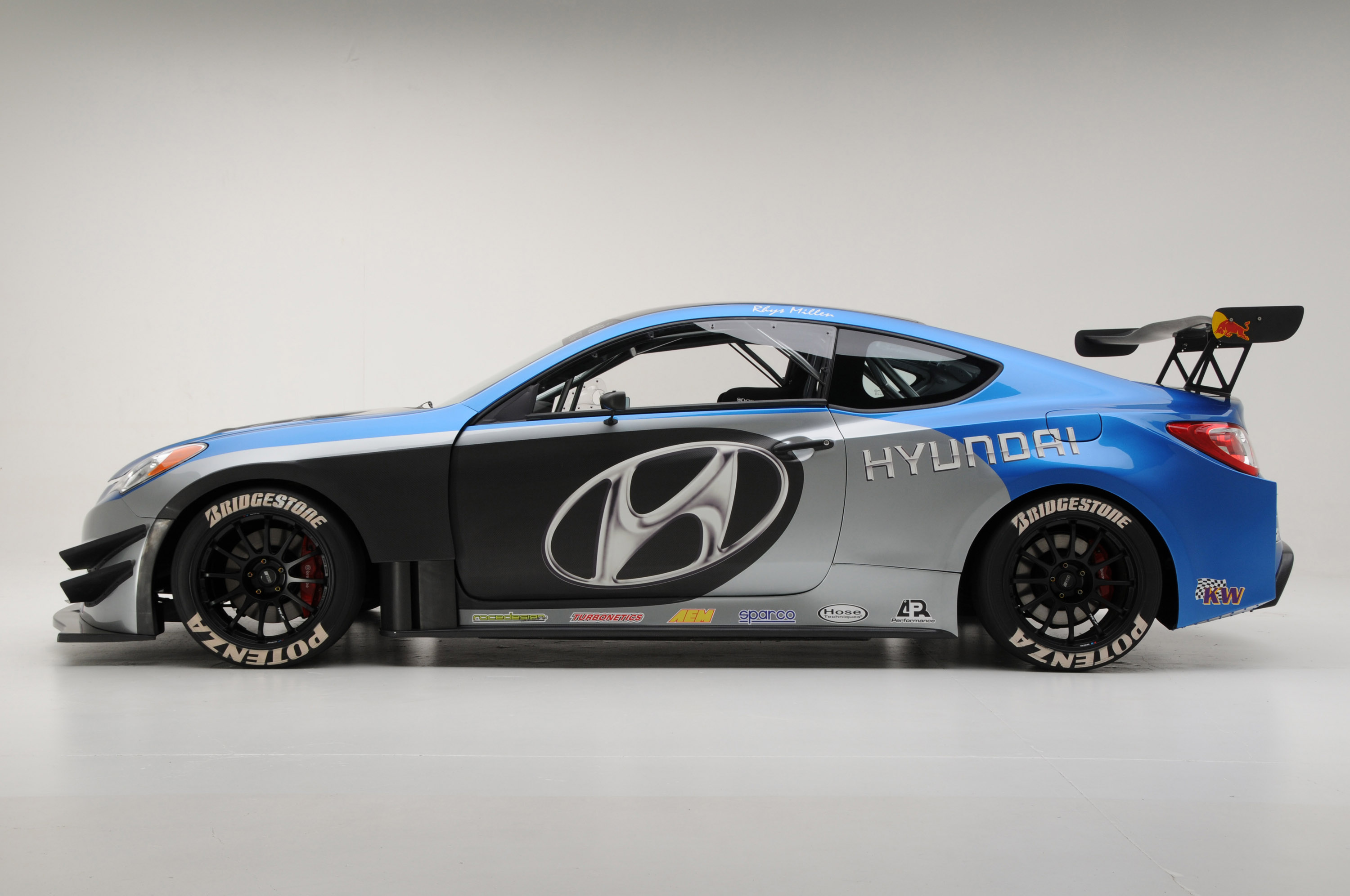 RMR Hyundai Genesis Coupe