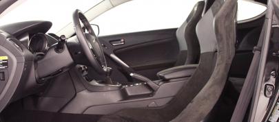 RMR RM500 Hyundai Genesis Coupe (2011) - picture 63 of 65