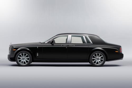 Rolls-Royce Art Deco Phantom (2013) - picture 1 of 3
