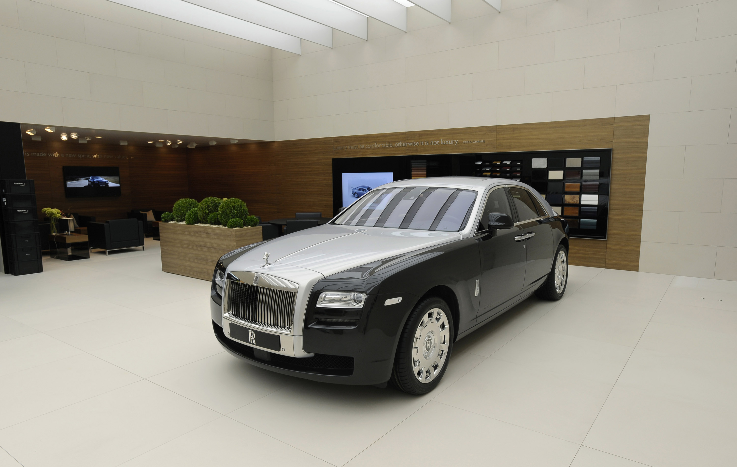 Rolls-Royce Ghost Two Tone