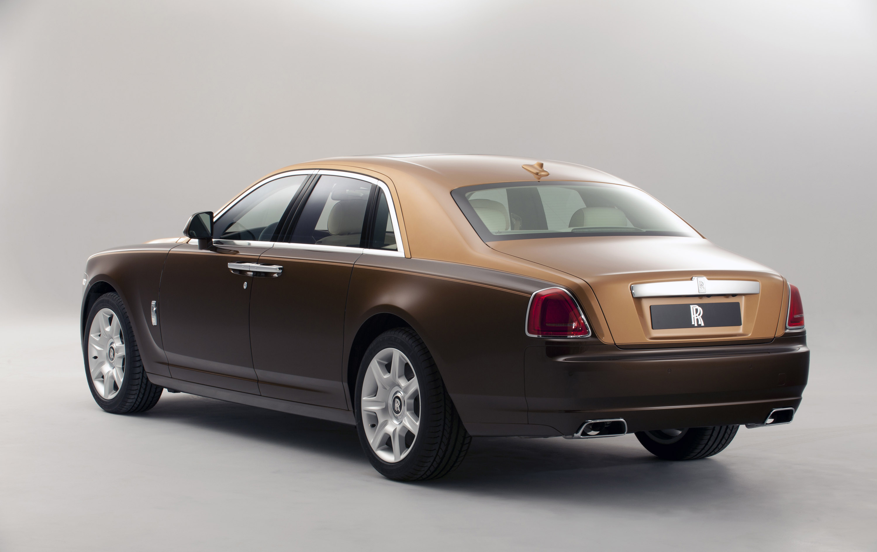 Rolls-Royce Ghost Two Tone