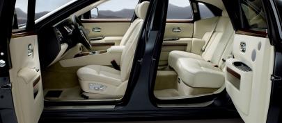 Rolls-Royce Ghost (2011) - picture 7 of 40