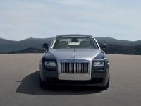 Rolls-Royce Ghost (2011) - picture 1 of 40