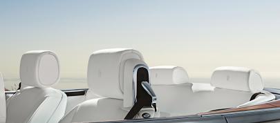 Rolls-Royce Phantom Drophead Coupe Series II (2012) - picture 12 of 16