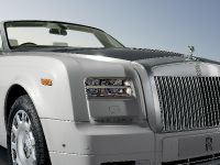 Rolls-Royce Phantom Drophead Coupe Series II (2012) - picture 10 of 16