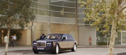Rolls-Royce Phantom Extetnded Wheelbase Series II (2012) - picture 4 of 12