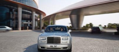 Rolls-Royce Phantom Series II (2012) - picture 4 of 13