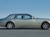Rolls-Royce Phantom Series II (2012) - picture 2 of 13