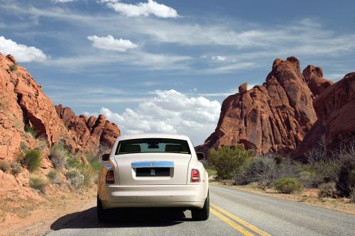 Rolls-Royce Phantom (2009) - picture 9 of 14