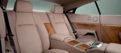 Rolls-Royce Wraith (2013) - picture 12 of 18