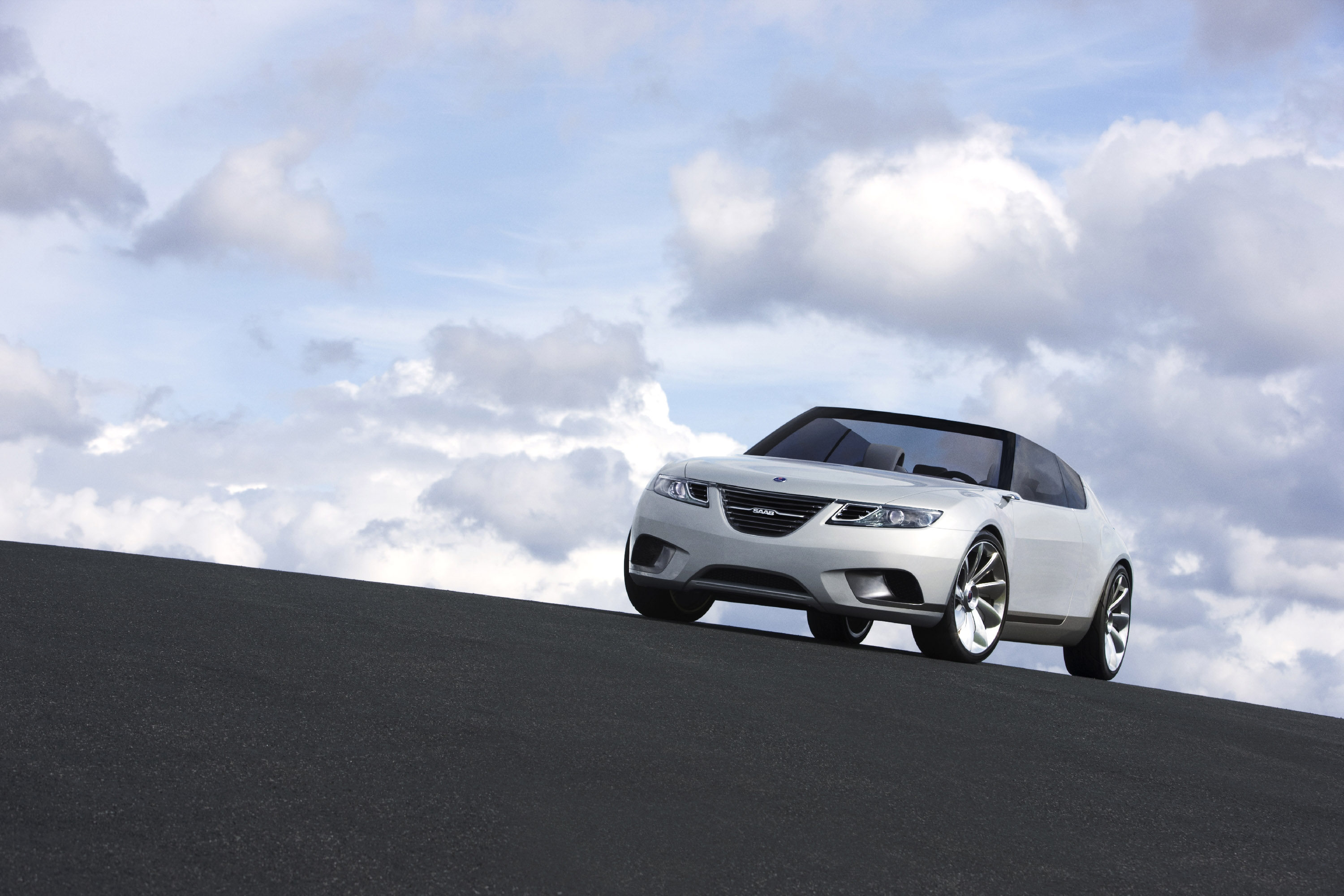 Saab 9-X Air BioHybrid Concept