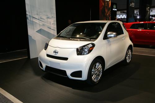 Scion at New York (2010) - picture 1 of 2