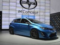 Scion iM Los Angeles (2014) - picture 3 of 5