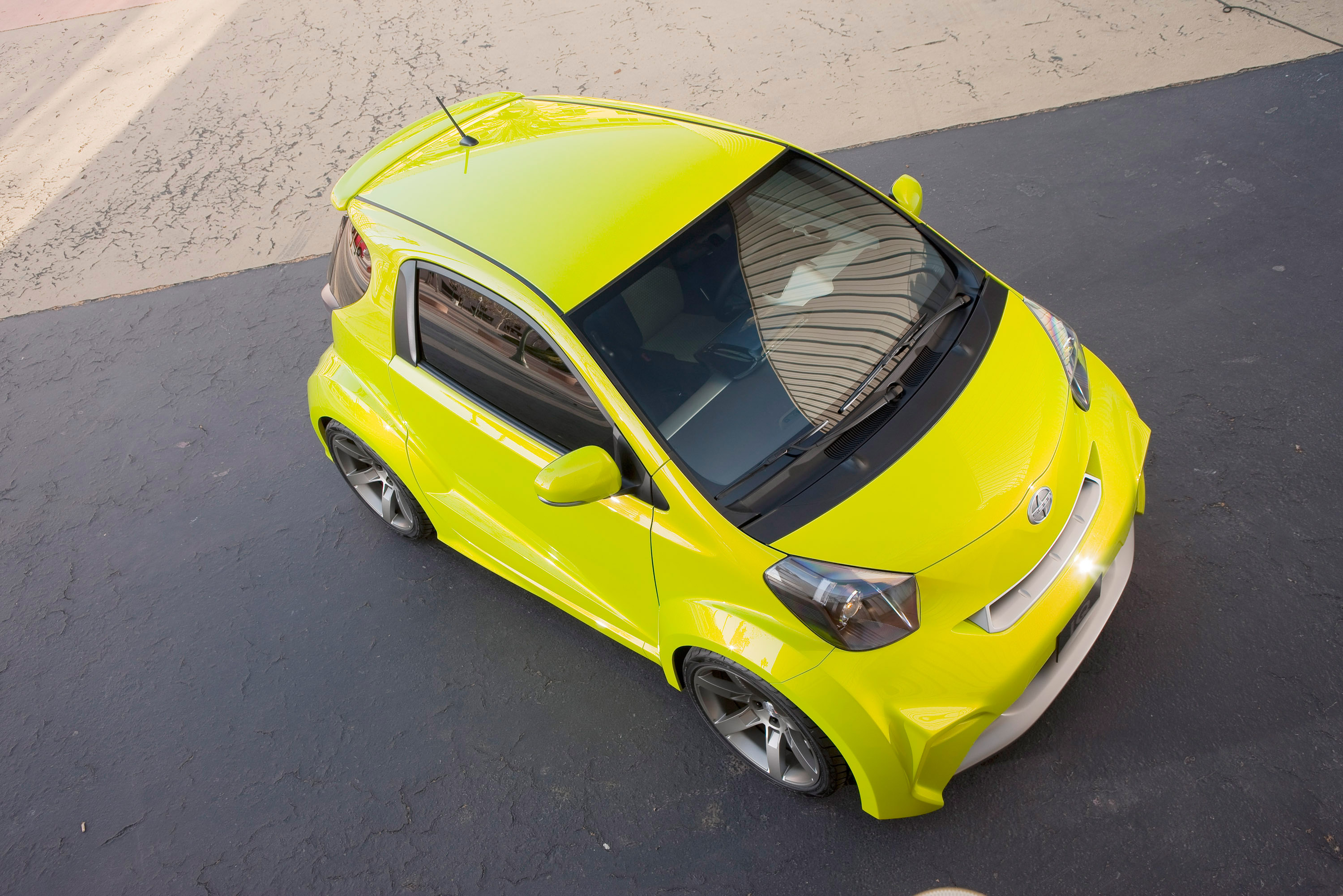 Scion iQ Concept