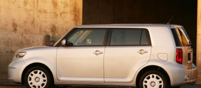 Scion XB (2009) - picture 4 of 6