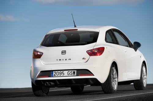 SEAT Ibiza FR 2.0 TDI CR (2010) - picture 48 of 58