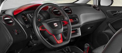 Seat Ibiza FR (2012) - picture 4 of 5