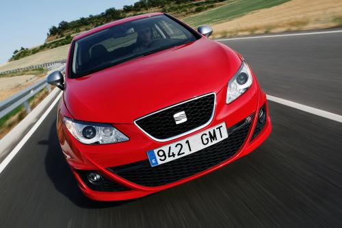 SEAT Ibiza FR TDI (2010) - picture 1 of 5