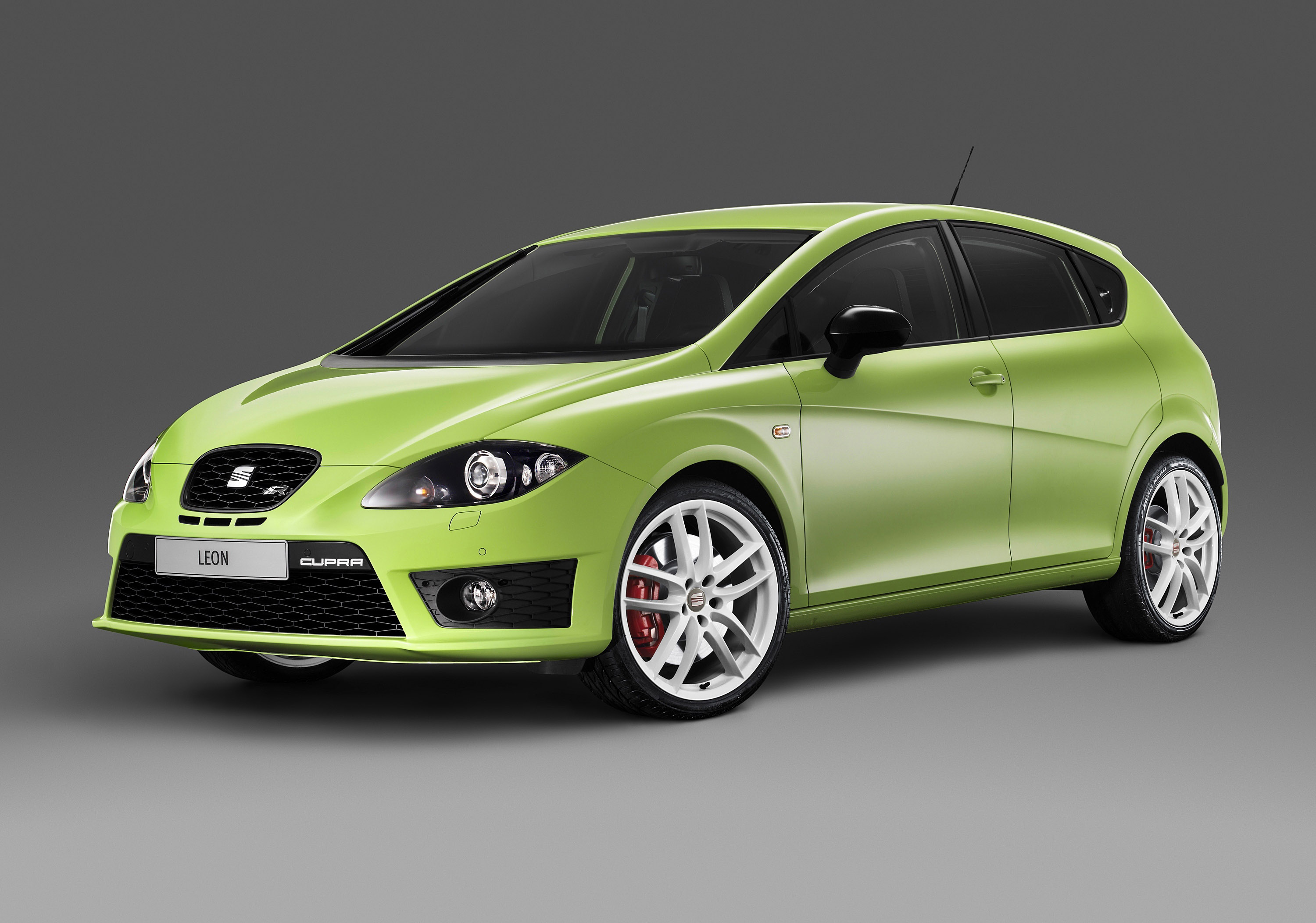 SEAT Leon Cupra R