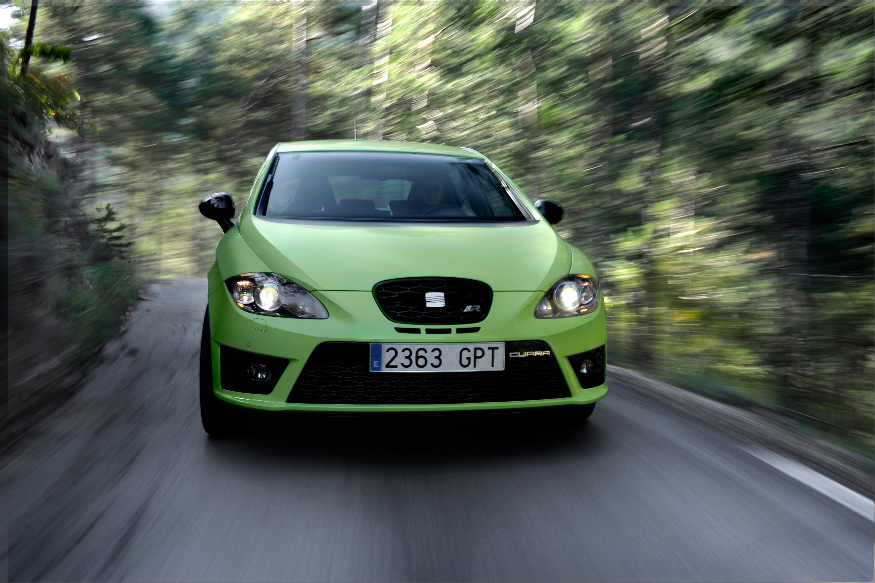 SEAT Leon Cupra R