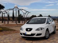 Seat Leon Ecomotive (2008) - picture 2 of 14