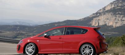 Seat Leon Linea R (2009) - picture 7 of 34