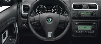 Skoda Fabia Sportline (2009) - picture 4 of 4