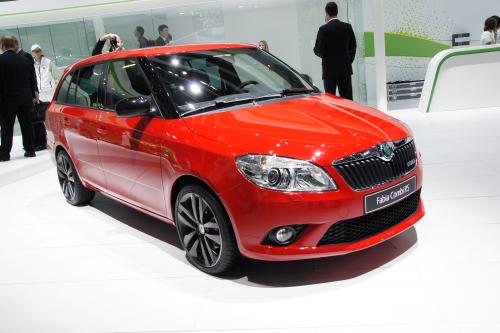 Skoda Fabia vRS Estate Geneva (2010) - picture 1 of 3