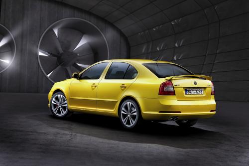 Skoda Octavia vRS Facelift (2009) - picture 1 of 3