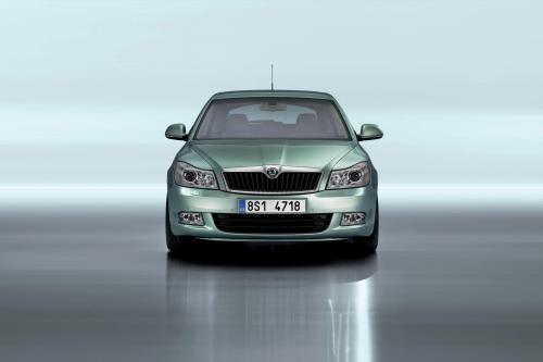 Skoda Octavia (2009) - picture 1 of 4