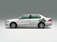 Skoda Superb GreenLine (2009) - picture 1 of 6